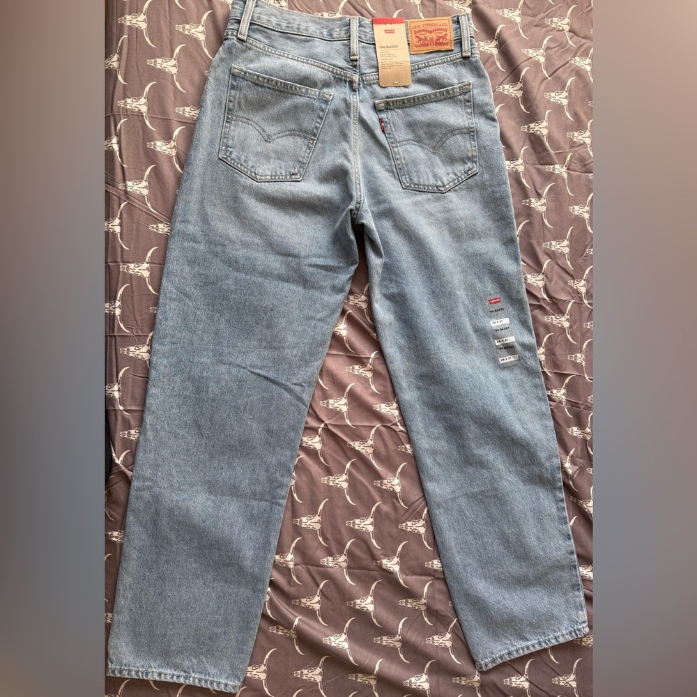 Levi's Jeans (94 Baggy) - Picture 2 of 3